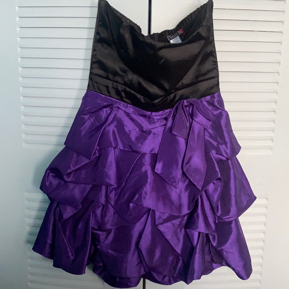 Strapless mini black purple dress